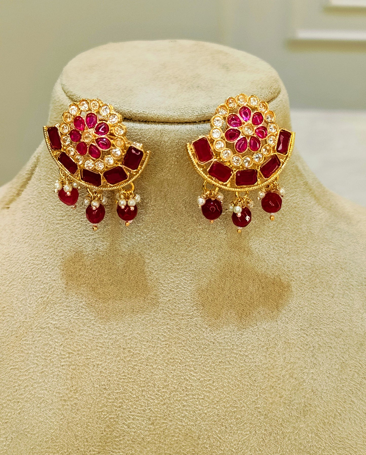 Maroon DEEPALI Choker set