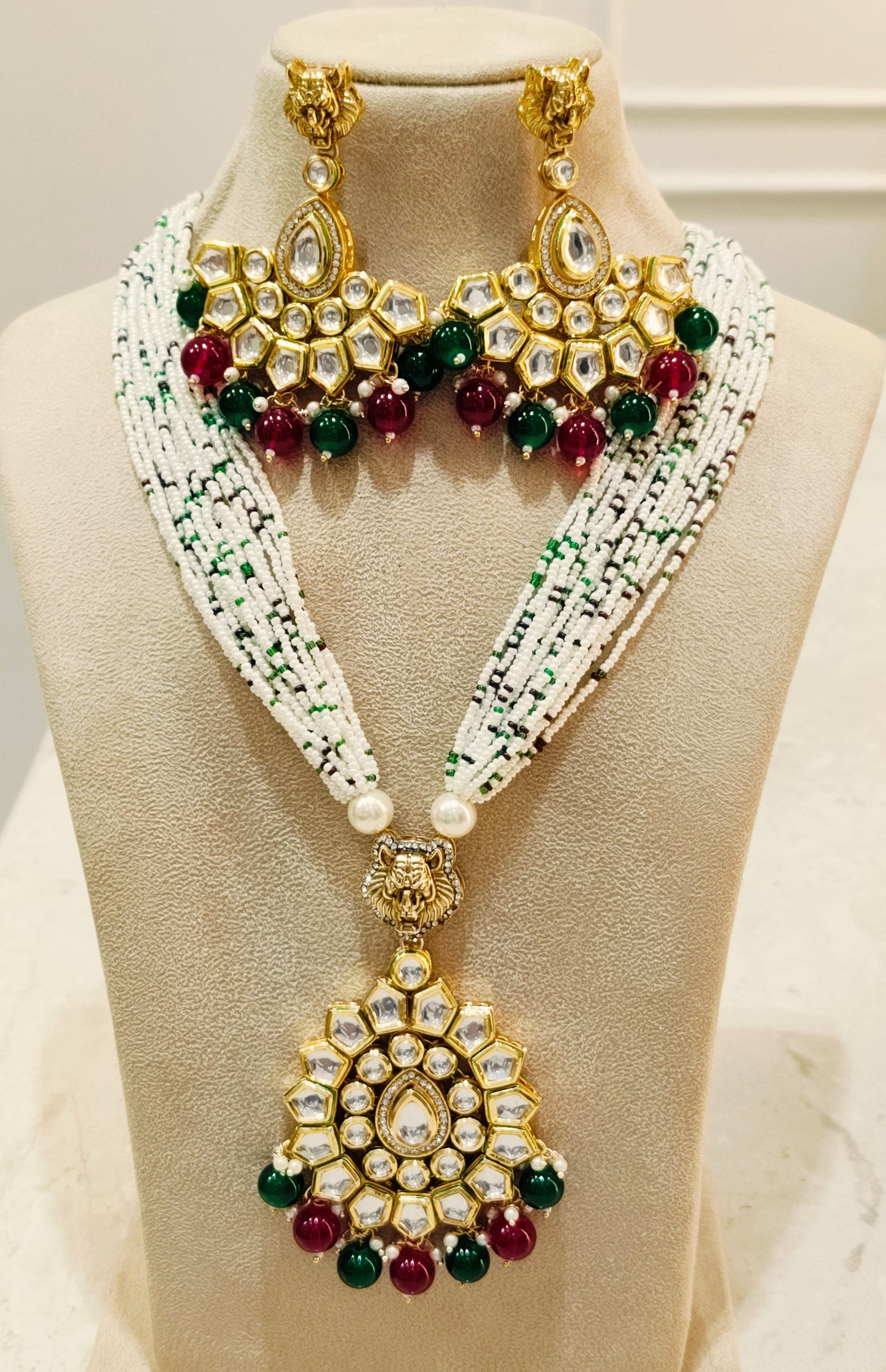 Red green GRISHMA long Necklace set